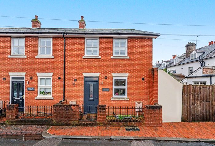 2 Bedroom End Of Terrace House For Sale In Castle Street, Southborough, Tunbridge Wells (Complete Chain), TN4