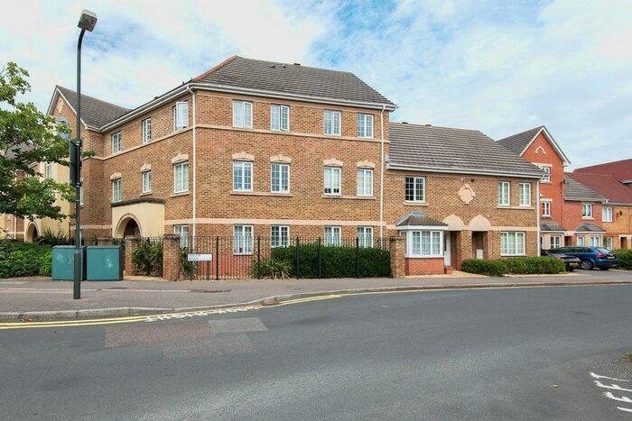 2 Bedroom Flat To Rent In East Road, Wimbledon, SW19