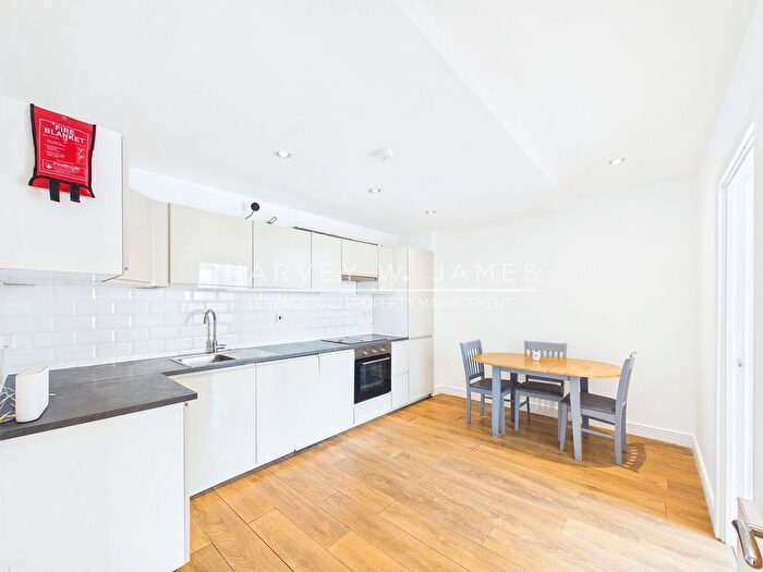 2 Bedroom Flat To Rent In Romford Road, The Quadrangle House, E15