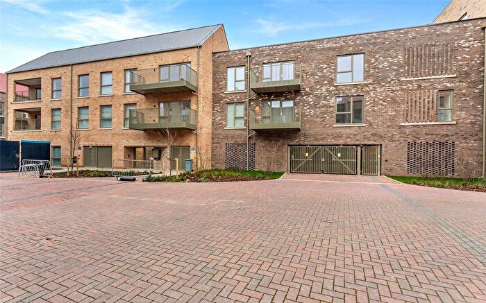 2 Bedroom Flat To Rent In Marleigh Avenue, Cambridge, Cambridgeshire, CB5