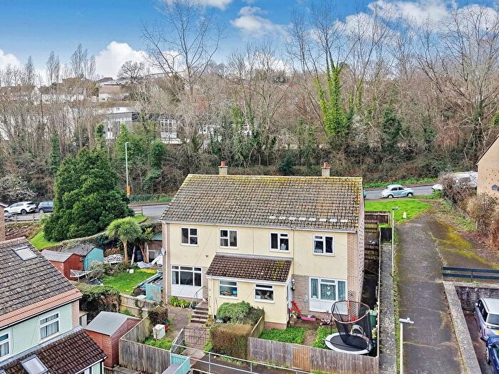 3 Bedroom Semi-Detached House For Sale In Hopes Close, Teignmouth, TQ14