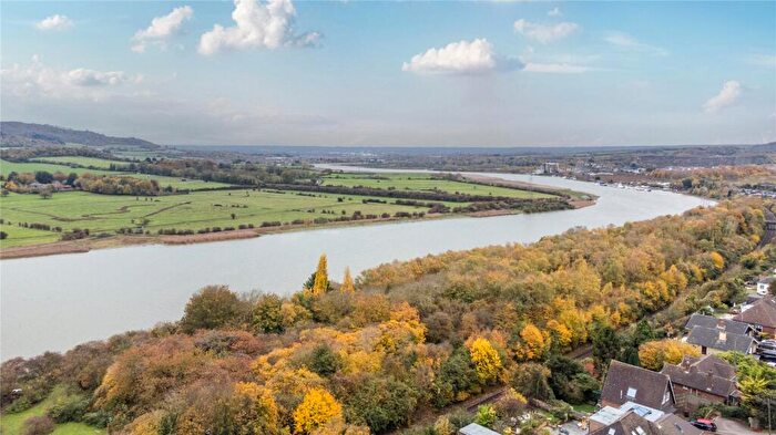 4 Bedroom Detached House For Sale In Rochester Road, Cuxton, Rochester, Kent, ME2