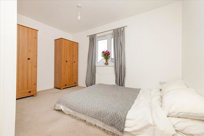 2 Bedroom Terraced House For Sale In Auld Coal Road, Bonnyrigg, EH19