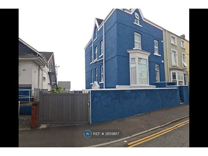 9 Bedroom Terraced House To Rent In Bryn Road, Brynmill, Swansea, SA2