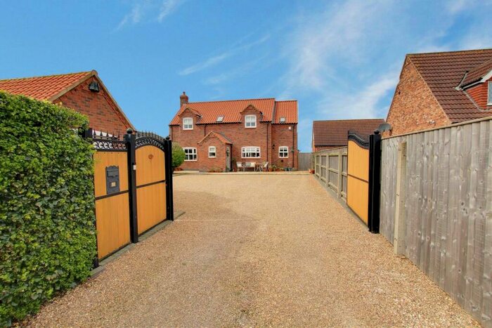 3 Bedroom Detached House For Sale In Saltfleet Road, Theddlethorpe, Mablethorpe, LN12