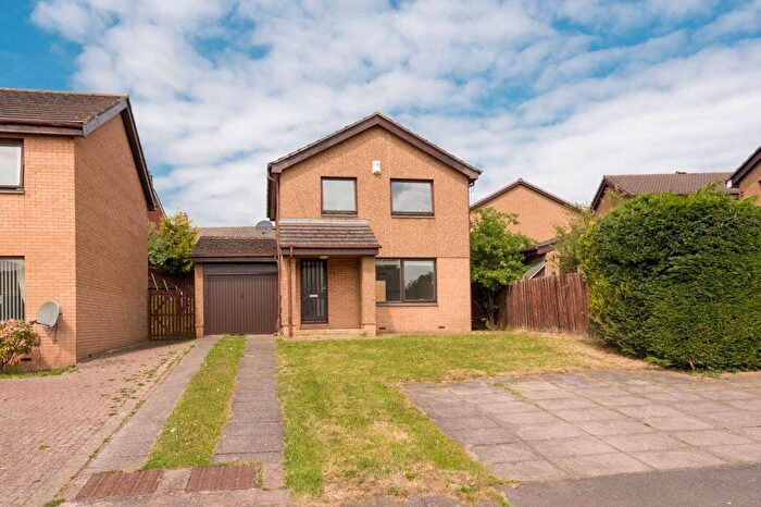 3 Bedroom Detached House For Sale In Candlemaker's Park, Gilmerton, Edinburgh, EH17
