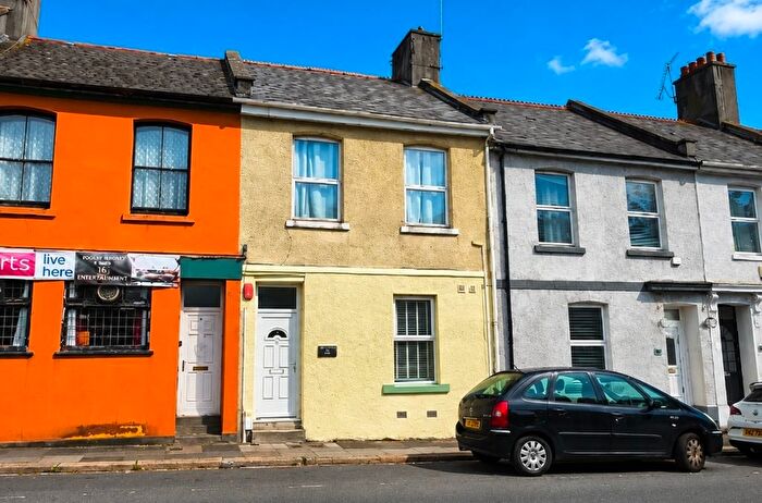 1 Bedroom Maisonette For Sale In Saltash Road, Plymouth, PL2