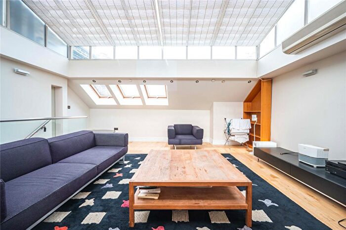 2 Bedroom Flat To Rent In Harrington Gardens, London, SW7