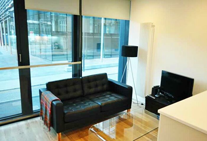 1 Bedroom Flat To Rent In Simpson Loan, Edinburgh, EH3