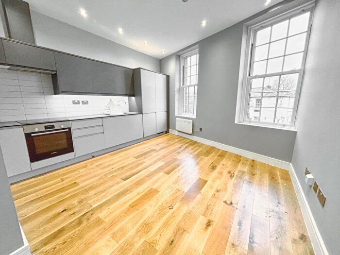 1 Bedroom Apartment To Rent In Station Road, Horley, Surrey, RH6