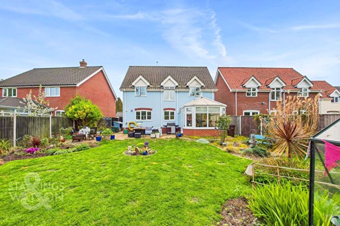 4 Bedroom Detached House For Sale In The Street, Norton Subcourse, Norwich, NR14
