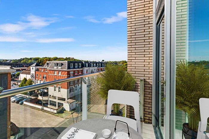 2 Bedroom Apartment To Rent In Station Approach, Epsom, Surrey, KT19