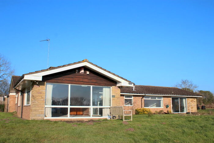 4 Bedroom Detached Bungalow To Rent In Wood Lane, Barston, B92