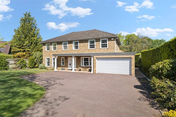 5 Bedroom Detached House To Rent In Fairmile Park Road, Cobham, Surrey, KT11