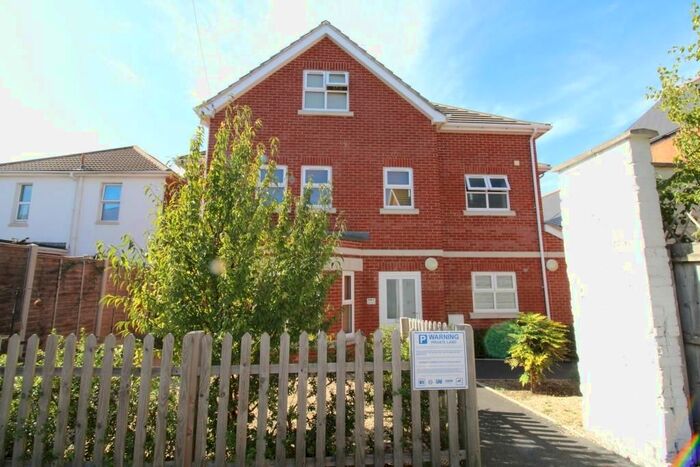 1 Bedroom Maisonette To Rent In Harcourt Road, Bournemouth, BH5