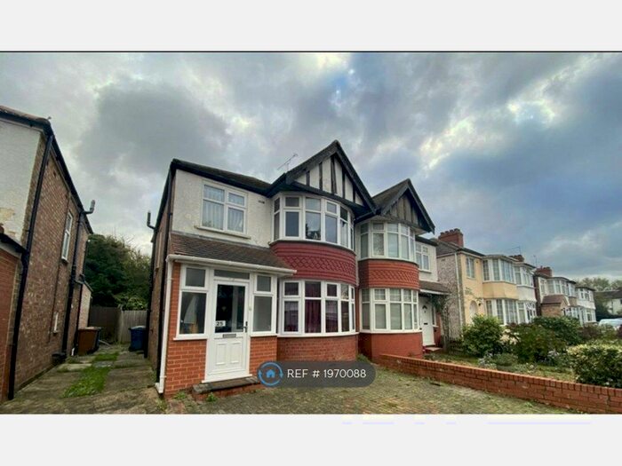 3 Bedroom Semi-Detached House To Rent In Harley Road, Harrow, HA1