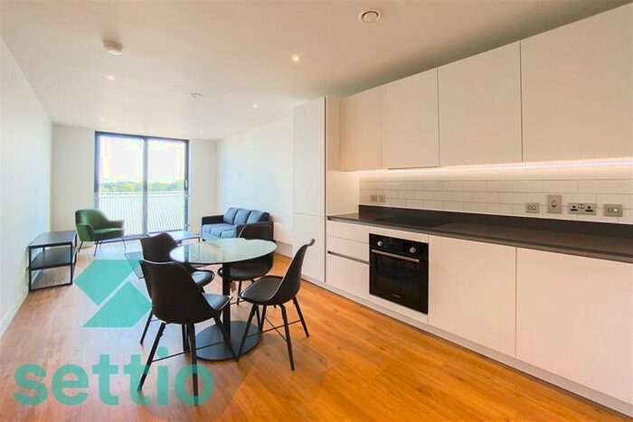 1 Bedroom Apartment To Rent In Mount Yard, M4