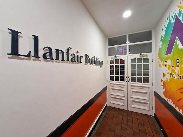 Studio To Rent In St. Marys Square, Swansea, SA1