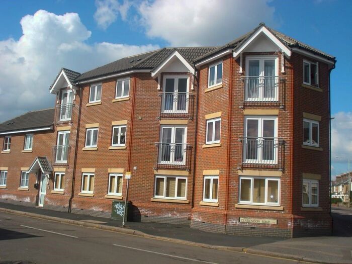 1 Bedroom Flat To Rent In Glebe Court Clarendon Road, Cheshunt, EN8
