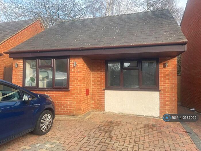 1 Bedroom Flat To Rent In Wolston Meadow, Middleton, Milton Keynes, MK10