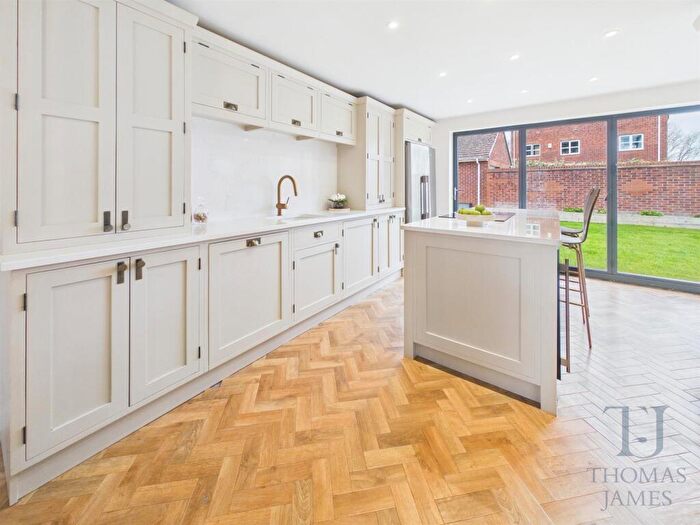 4 Bedroom Detached House For Sale In Davidson Gardens, Ruddington, NG11