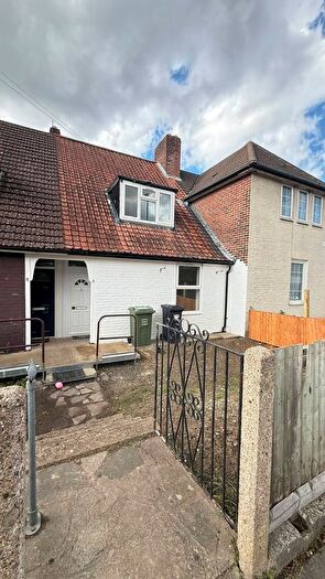 3 Bedroom End Terrace House To Rent In Glenbow Road, Bromley, BR1