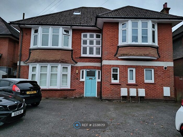 2 Bedroom Flat To Rent In Stokewood Road, Bournemouth, BH3