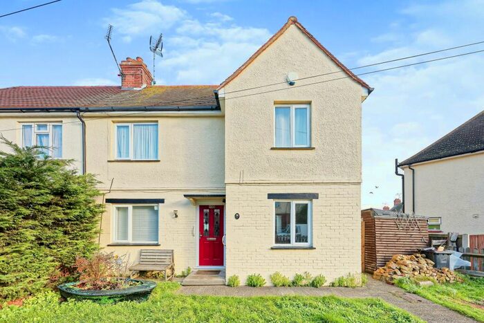 3 Bedroom Property To Rent In Bradley Road, Ramsgate, CT12