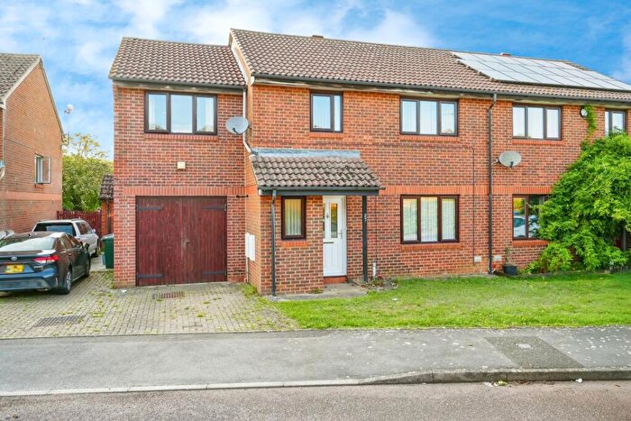 3 Bedroom Semi-Detached House For Sale In Montgomery Road, Caversfield, Bicester, Oxfordshire, OX27