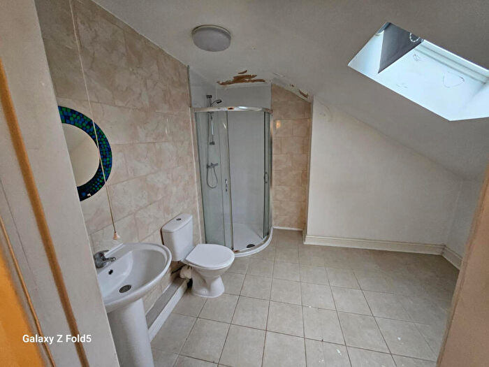5 Bedroom Terraced House To Rent In Littledale Road, Merseyside, CH44