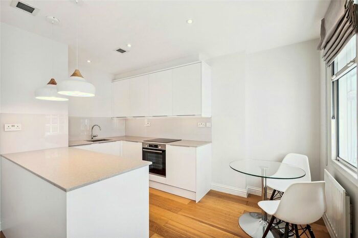 1 Bedroom Flat To Rent In Mortimer Street, London, W1W