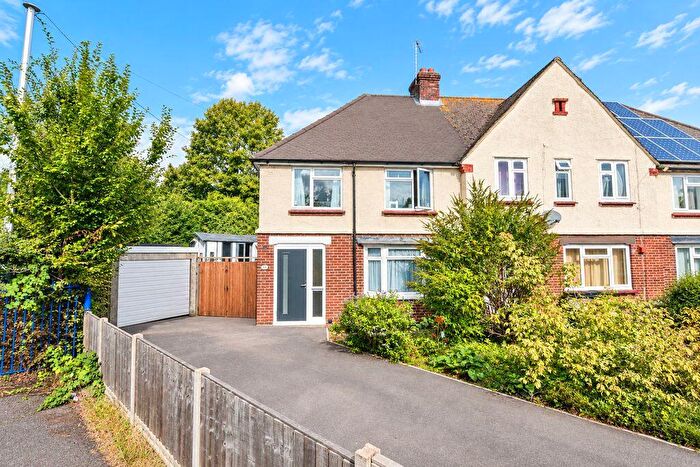 3 Bedroom Semi Detached House For Sale In South Park Road, Maidstone, ME15