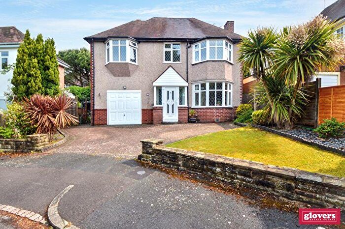 5 Bedroom Detached House For Sale In Leasowes Road, Kings Heath, Birmingham, B14