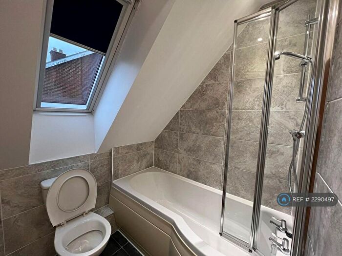 2 Bedroom Flat To Rent In Detling House, Maidstone, ME16