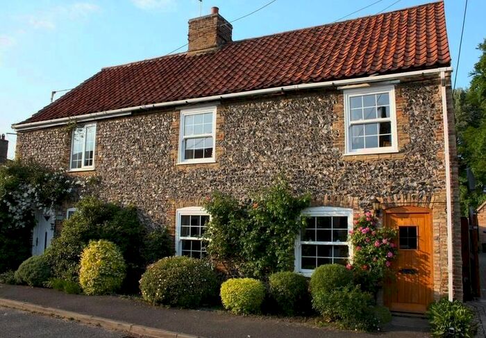 4 Bedroom Cottage To Rent In High Street, Northwold, Thetford, IP26