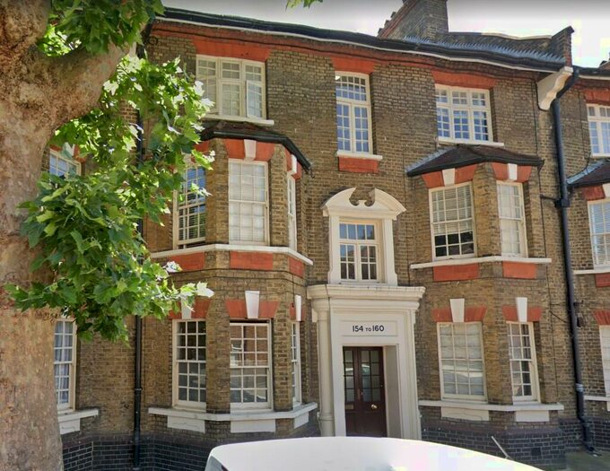 3 Bedroom Apartment To Rent In Merrow Street, London, SE17