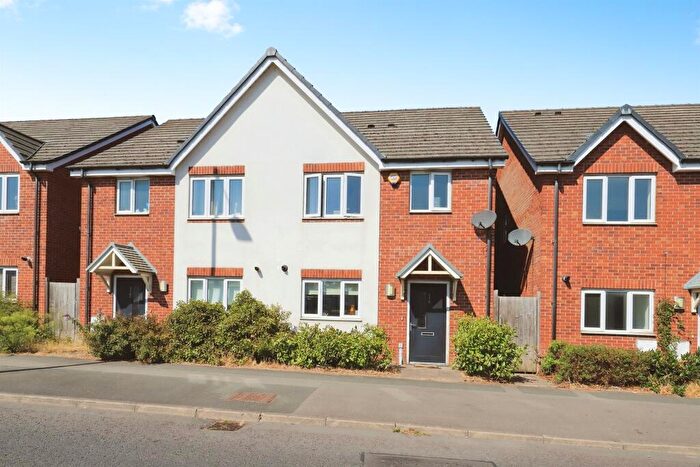 3 Bedroom Semi-Detached House For Sale In Stourport Road, Kidderminster, DY11