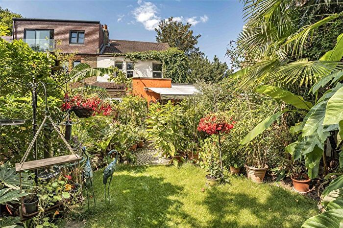 4 Bedroom Semi-Detached House For Sale In St. James Avenue, London, W13