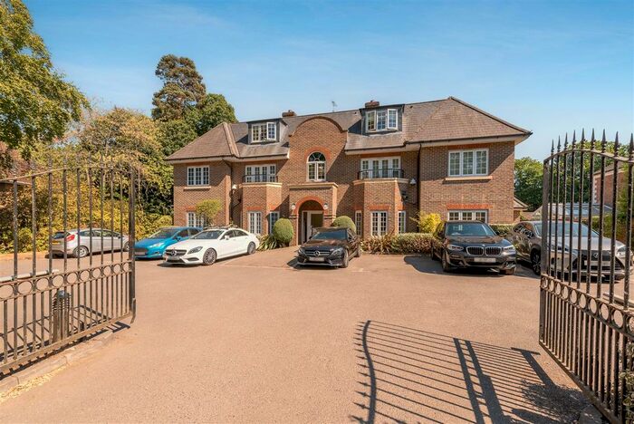 2 Bedroom Flat To Rent In St. Georges Lane, Ascot, SL5