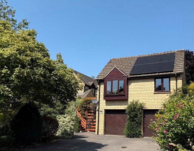 4 Bedroom Detached House For Sale In Sandford Leaze, Avening, Tetbury, GL8
