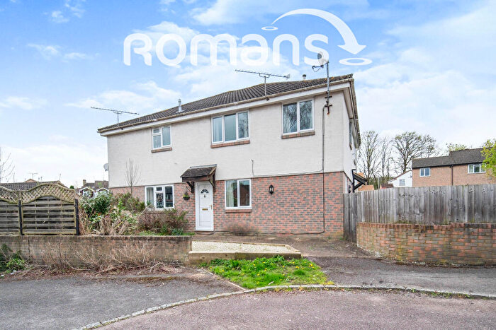 2 Bedroom Terraced House To Rent In Swallow Way, Wokingham, RG41