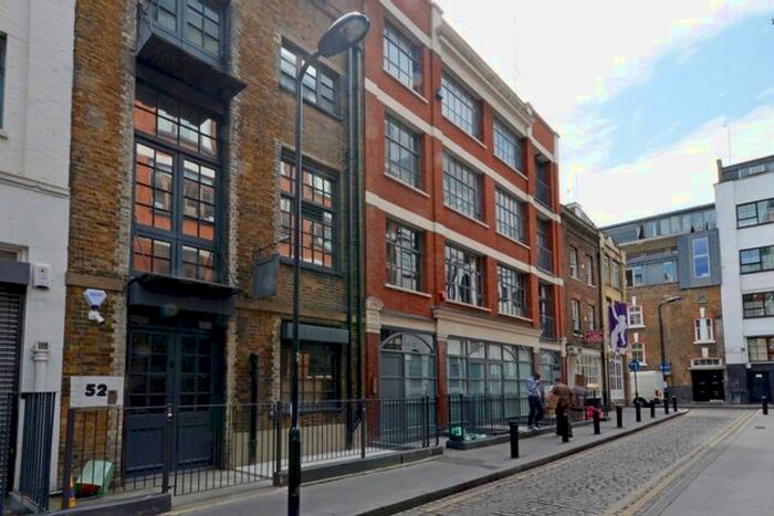 2 Bedroom Flat To Rent In Hoxton Square, Hoxton, London, N1