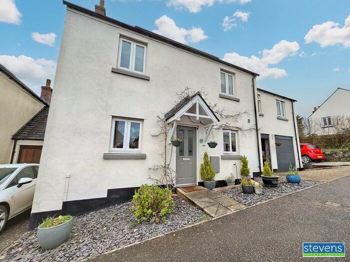 4 Bedroom Terraced House To Rent In Strawberry Fields, North Tawton, Devon, EX20