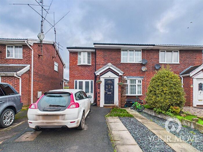 3 Bedroom Semi Detached House For Sale In Canford Close, Crewe, Cheshire, CW1
