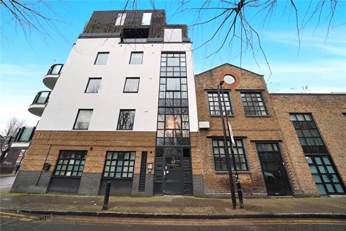 2 Bedroom Apartment To Rent In Florida Street, London, E2
