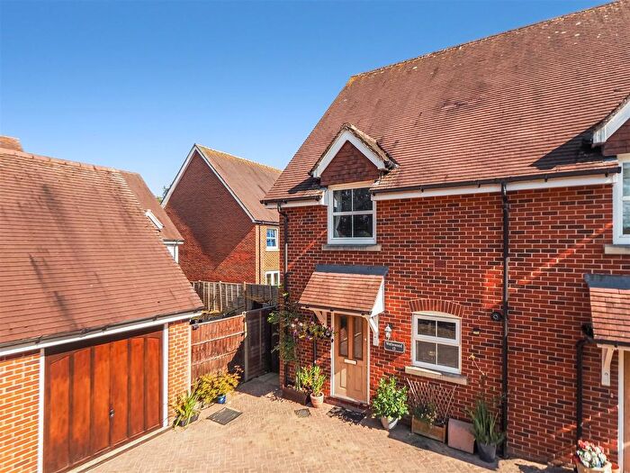 3 Bedroom Semi-Detached House For Sale In Park View, Whitchurch, RG28