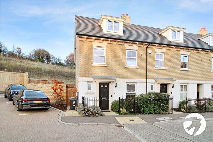 4 Bedroom End Of Terrace House To Rent In Emmeline Avenue, Weldon, Ebbsfleet Valley, Swanscombe, DA10