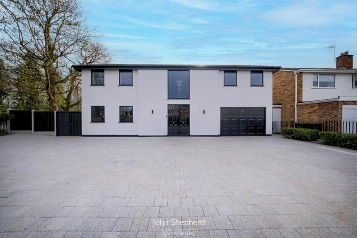 5 Bedroom Detached House For Sale In Oakfields Way, Catherine-de-Barnes, Solihull, West Midlands, B91