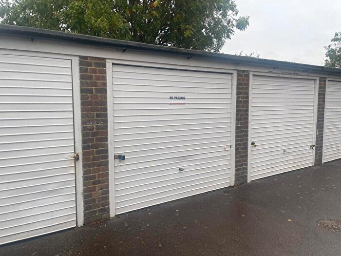 Garage / Parking To Rent In Broadwater Street East, Worthing, West Sussex, BN14