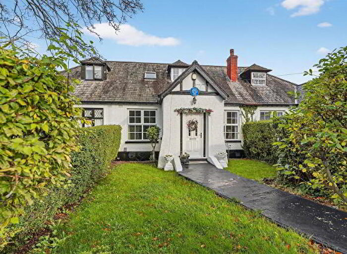 4 Bedroom Cottages For Sale In Stockmans Lane, Belfast, BT9